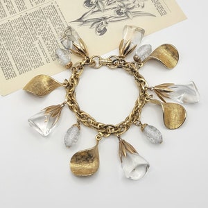 Gorgeous Vintage 1960&#39;s Coro Goldtone Lucite Rock Charm Bracelet/bracelet/jewelry/charm/gold/charm bracelet/coro/lucite/rockabilly/bracelet