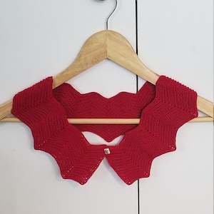 Handmade Vintage Style Chevron Collar/crochet collar/cotton/red collar/accessories/fashion/necklace/handmade/removable collar/red/vintage