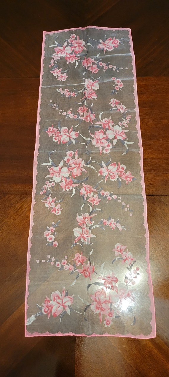 Beautiful Vintage Sheer Pink Floral Design Rectan… - image 1