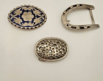 Lot of 3 Vintage Silvertone Belt Buckles/belt buckle/vintage accessories/vintage belt buckle/silvertone/rhinestones/floral/blue/buckle