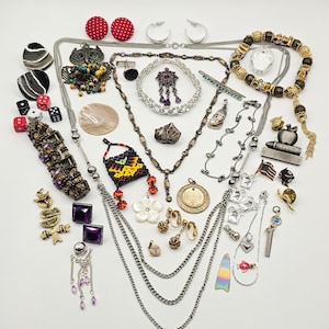 Costume jewelry parts discount
