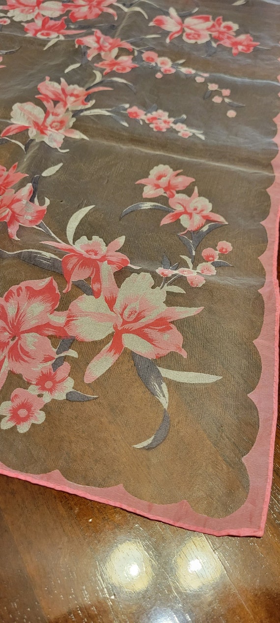 Beautiful Vintage Sheer Pink Floral Design Rectan… - image 2