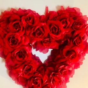 Mother&#39;s Day Red Rose Heart Wreath, Mothers Day Heart of Roses, Mothers Day wreath, Heart Shape Red Roses Wreath, Keepsake Red Rose Heart