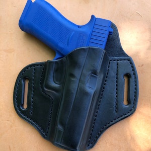 Smith and Wesson M&P 2.0 4&quot; barrel OWB Flat Back Pancake Holster
