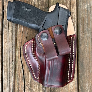 Sig Sauer P365-XMACRO IWB Snap Loop holster