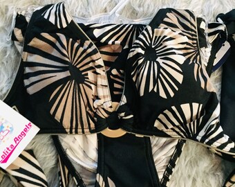 422/ Size M Retro Bikini Black Beige Safari Jungle Forest Sexy Bikini Set Women's Vintage High Cut New Unworn Gift Free Shipping Deadstock