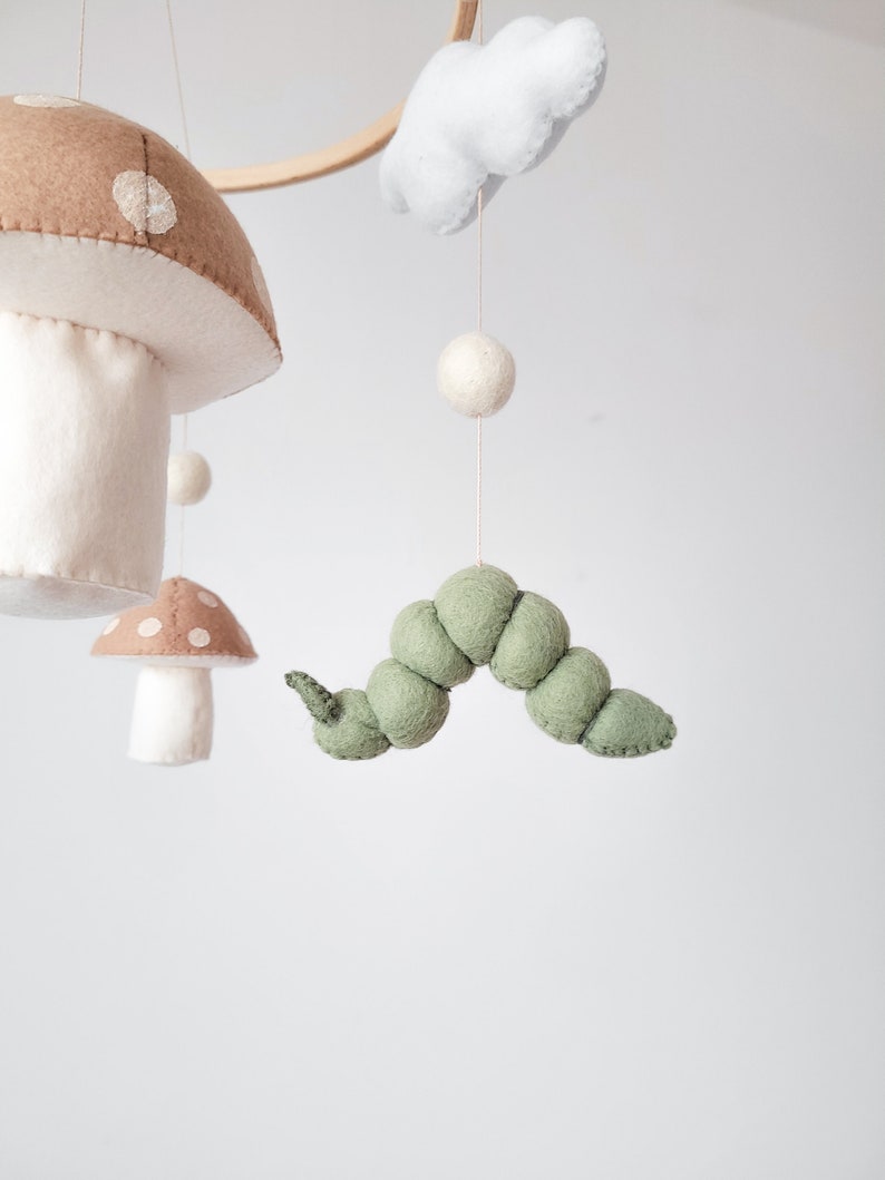 Caterpillar themed nursery decor, Handmade Forest Baby Mobile zdjęcie 6