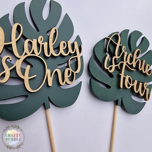 Adorno para tarta con forma de hoja, personalizado con nombre y edad / Decoración para tarta de cumpleaños con temática de safari en la jungla / Adorno de madera hecho a mano, recuerdo de cumpleaños, superventas