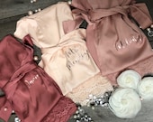 SALE Bridesmaid Robes-Bridesmaid Gifts-Custom Wedding Robes-Robe for Bride-Satin Lace Robes-Bridal Party Robe-Getting Ready Robe-Bridal Robe