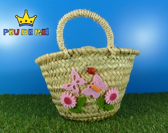 Esparto basket with butterflies and pink flowers
