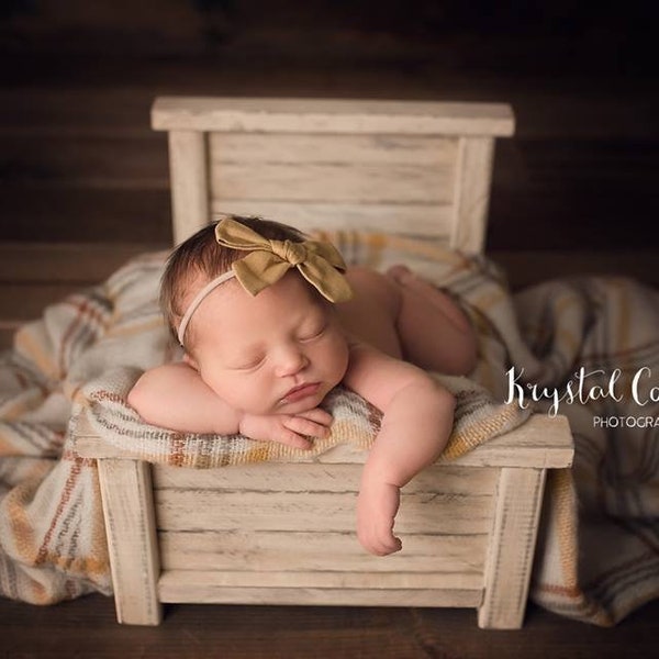 Slatted newborn bed photography prop -  "The Nina Sue"