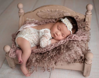 Newborn Day Bed - "The Tracy Elaine"