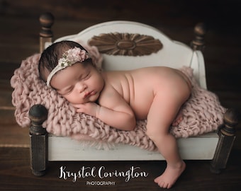 Newborn Day Bed - Two Tone Version