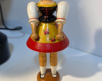 ヴィンテージ 木製人形 糸 素朴な装飾 コレクション 手作り 木製人形