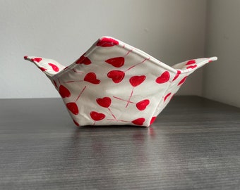 Microwavable Bowl Cozy - Heart Shaped Sucker Pattern