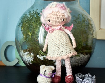 Mini crochet doll Rosie and her faithful companion Misty the cat