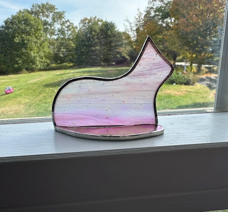 Small Standing stained glass cat suncatcher gift ornament bild 9