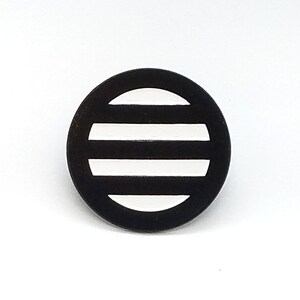 Nagasone Kotetsu Enamel Pin - Touken Ranbu