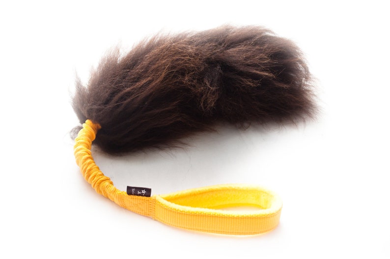 Sirius Sheepskin Bungee Tug Toy Toys for Dogs Dog Training Fur Toy Natural Fur Colorful Toy Bungee Handle Flexible Handle image 7
