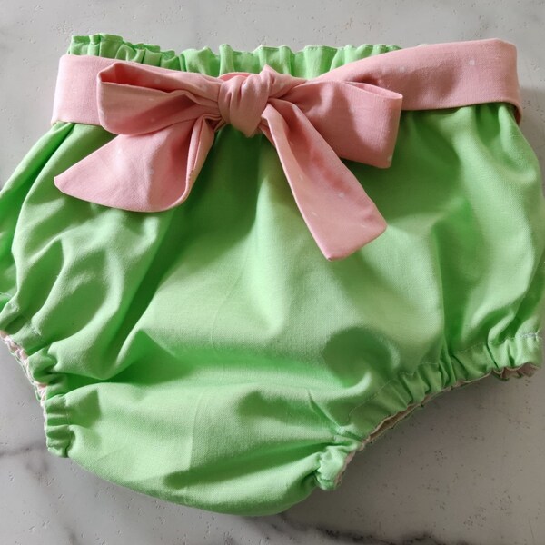 Green Bloomers  / Girls Bloomer  /Diaper Cover / baby bloomers / toddler bloomers /Panty Covers / Under Garment/ anti-itch clothing