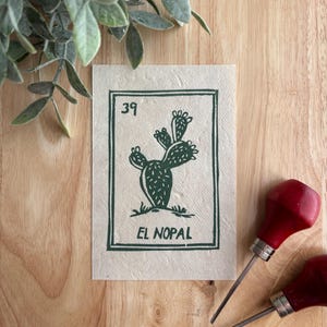 Impresión artística de cartas de lotería - Impresión en relieve de lotería mexicana - Impresión artística de cactus - Impresión artística de lotería El Nopal