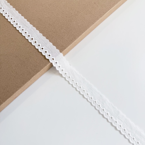 OFF White Cotton Eyelet Lace Trim 1" Width (LT2) - Selling Per Yard