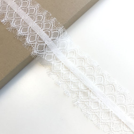 Selling per 3yds/piece: Off White Eyelash 2 1/4" Lace Trim (LT11)