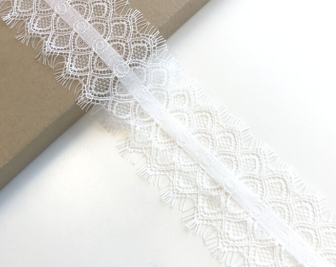 Selling per 3yds/piece: Off White Eyelash 2 1/4" Lace Trim (LT11)