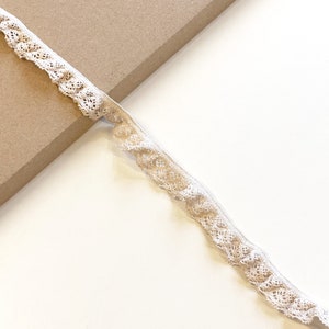 "Nature Beige 3/4" Baumwollspitze mit elastischem Raffband" - Verkauf lose Ware (LT21)