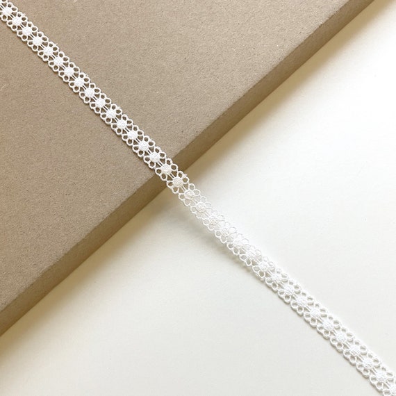 Off White 3/8" Width Poly edge lace Trim (LT15)