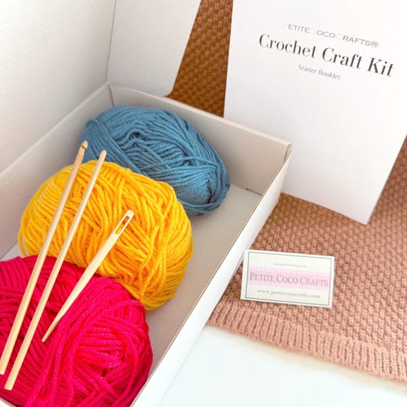 Crochet Your Way Atelier Box (Premium Set) – Complete Craft Kit with 5 Easy Projects for Beginner Crocheters!