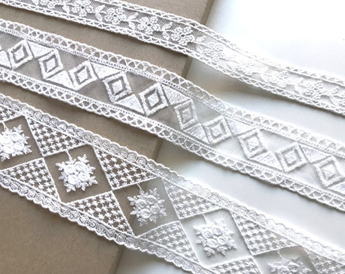 Off White Various Width and Shape mesh Lace Trim (LT9)