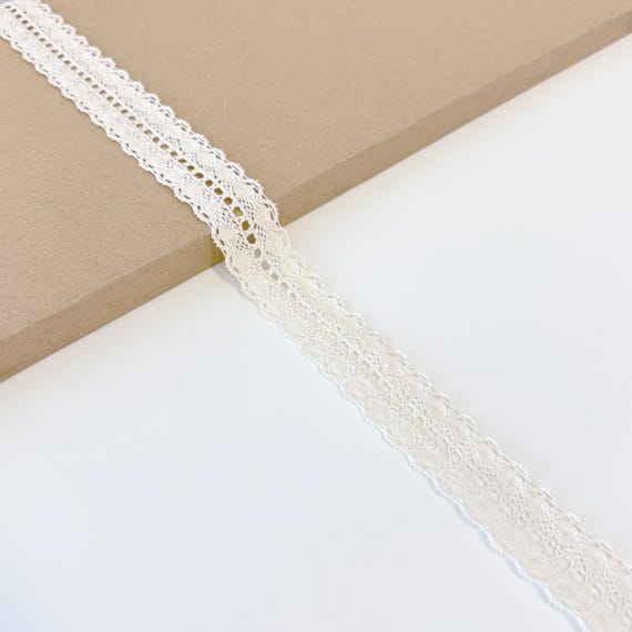 Natural Cotton Edge Lace Trim, 1" Width (LT17) - Sold by Yard
