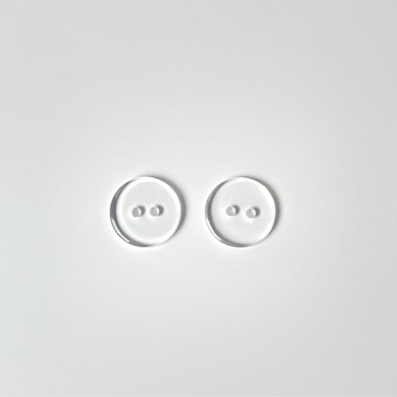 Clear 2 Hole Flat Button 16 ligne(24mm) (Button1) - Selling per piece