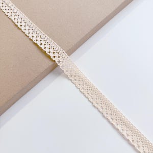 Natural Beige Cotton Edge Lace Trim, 3/4&quot; Width (LT2-2) - Sold by Yard