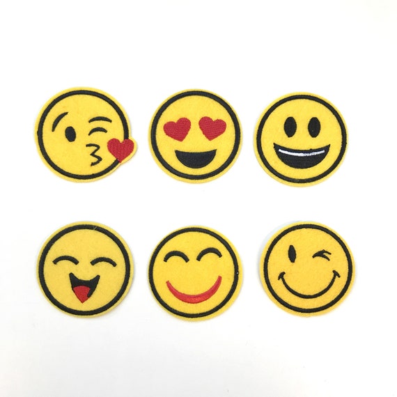 Happy Face Embroidered Applique, Sew on Patch(PAT 1)
