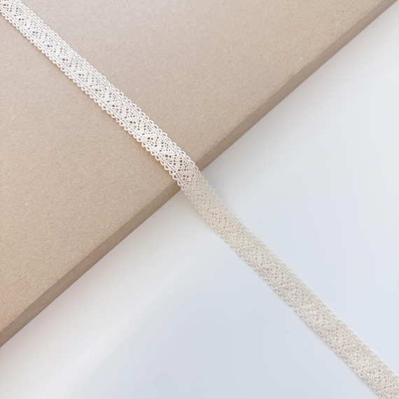 Natural Beige 1/2" Leafy Cotton Lace Trim, Selling per Yard (LT17)