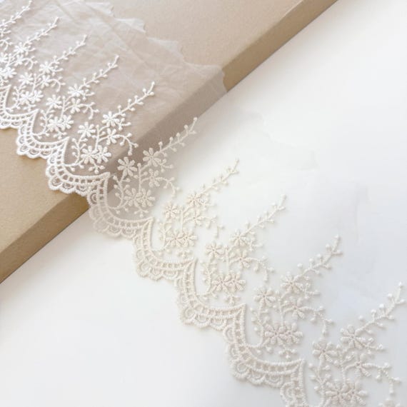 Natural Beige Scalloped 4 1/2" Cotton Poly Mesh Lace Trim, Selling per Yard (LT18)
