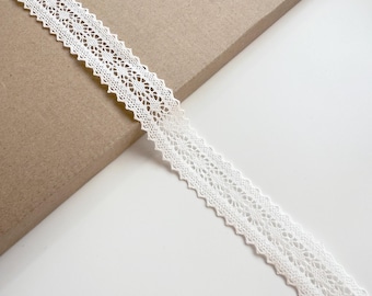 Off White Cotton Edge Lace Trim, 1" Width, Intricate Design (LT2-2) - Sold by Yard