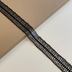 Black 1 1/4&quot; Poly lace trim  (LT9)