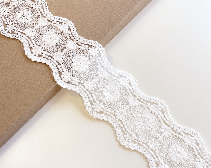 Flower off white scallop 3" cotton lace-mesh trim(LT15)