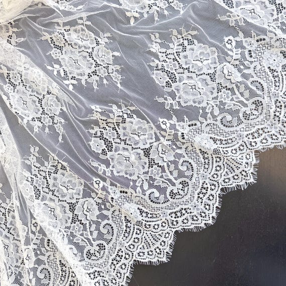 Off White Scallop Floral Eyelash Lace Fabric – 60" Width x 3 Yards Per Piece (RM-LT2)