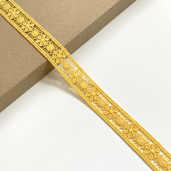 Yellow Floral Lace Trim, 7/8" Width - Selling per (1) Yard and (2) 3yds/Pack (LT39)