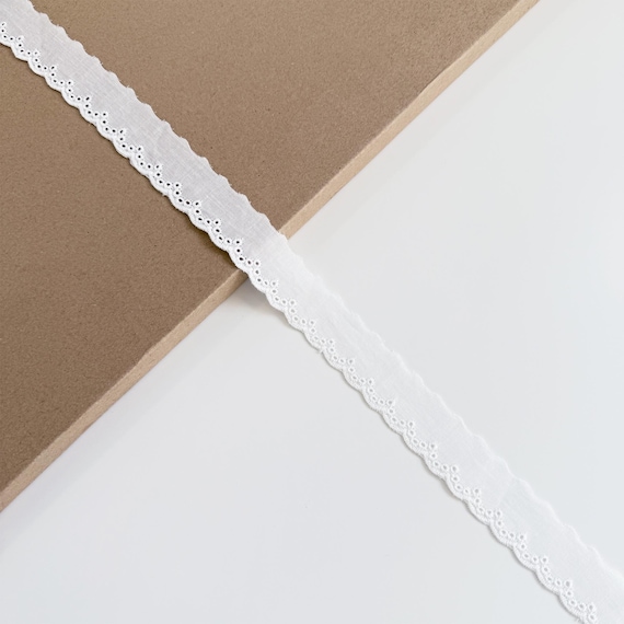 OFF White Cotton Eyelet Lace Trim 1" Width (LT2) - Selling Per Yard