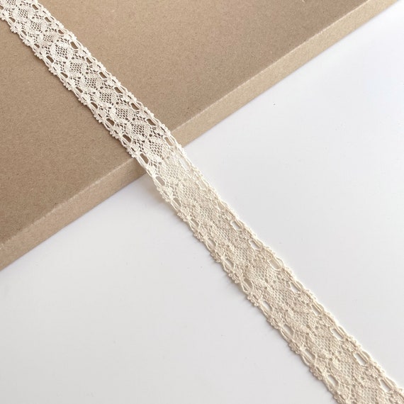Natural Beige Cotton Lace Trim 1 1/16" Scalloped - Selling per (1) Yard and (2) 3yds/Pack (LT44)
