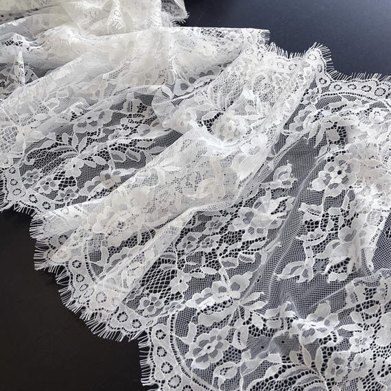 Off White Scallop Floral Eyelash Lace Trim – 13 1/2" Width x 3 Yards Per Piece (RM-LT2: ELC1152)
