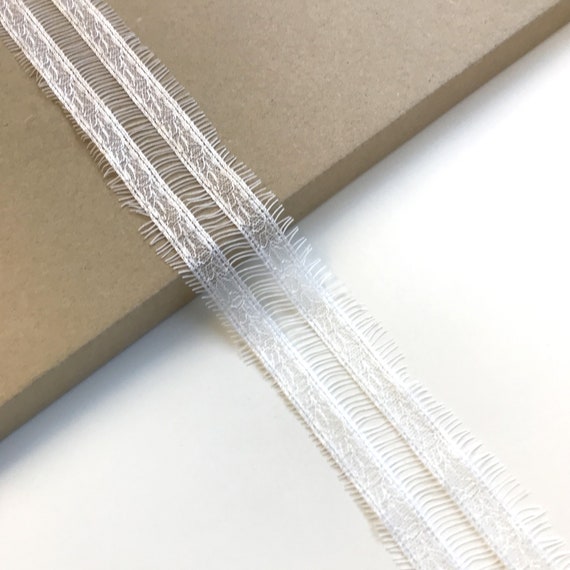 Selling per 3yd/piece: Off White ladder shape eyelash Lace Trim(LT13)