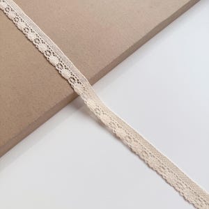 Natural Beige Cotton Edge Lace Trim, 3/4&quot; Width (LT2-2) - Sold by Yard