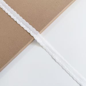 OFF White Cotton Eyelet Lace Trim 1&quot; Width (LT2) - Selling Per Yard