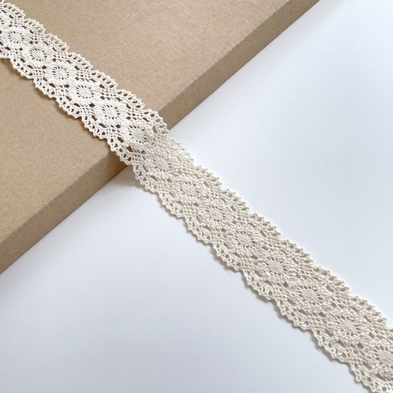 Natural Oval Pattern Cotton Cluny Lace Trim, 1.5" Width - Selling per (1) Yard and (2) 3yds/Pack (LT43)